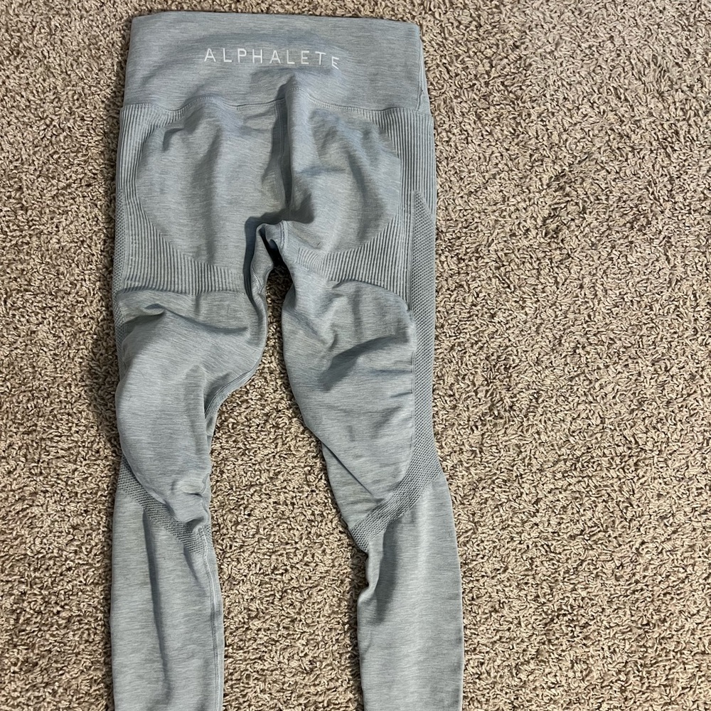 Alphalete could grey aero leggings